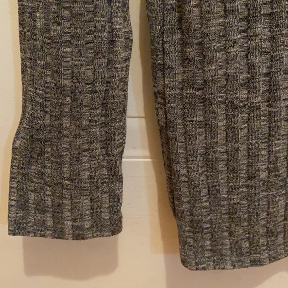 Thyme cowl neck long sleeve - Picture 5 of 6